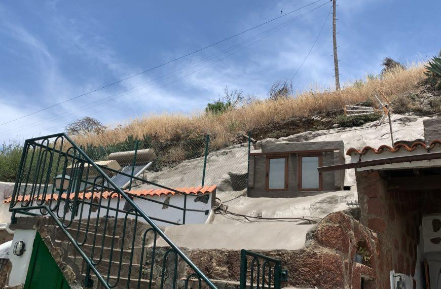 Instalación de energía fotovoltaica en Casa Rural El Mimo y Casa Rural Las Margaritas